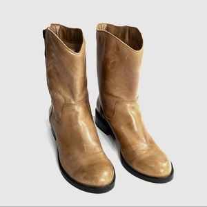Jessica Simpson Toots Boots Size 6.5 B